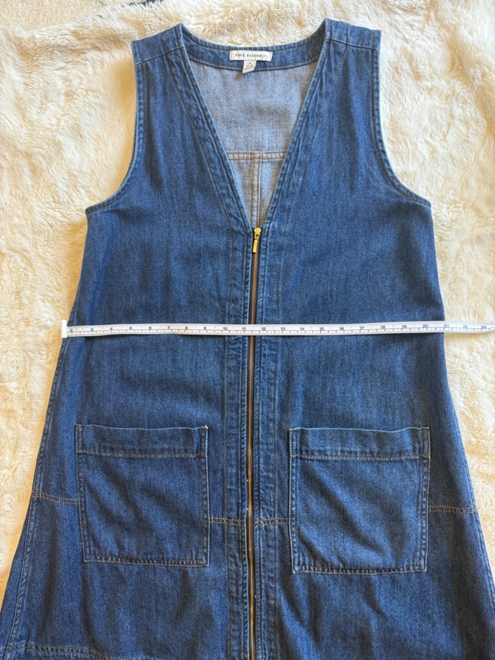 FREE ASSEMBLY DENIM ZIP FRONT JUMPER DRESS MEDIUM WASH CASUAL MINI SIZE S - Picture 4 of 7